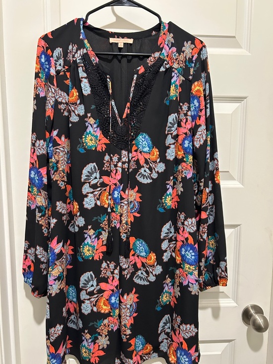 Gibson Latimer Dresses & Skirts - Gibson Latimer Black Floral Tunic Dress with Multicolor Blooms